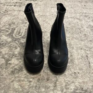 Jeffrey Campbell Black Heeled Boots with Elastic Panels and Rounded Toe